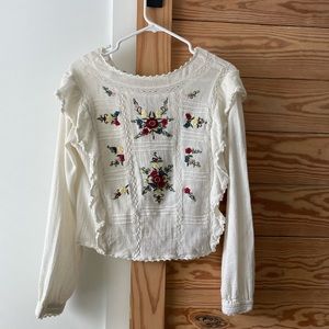 Gorgeous embroidered Free people top with long sleeves, like new!